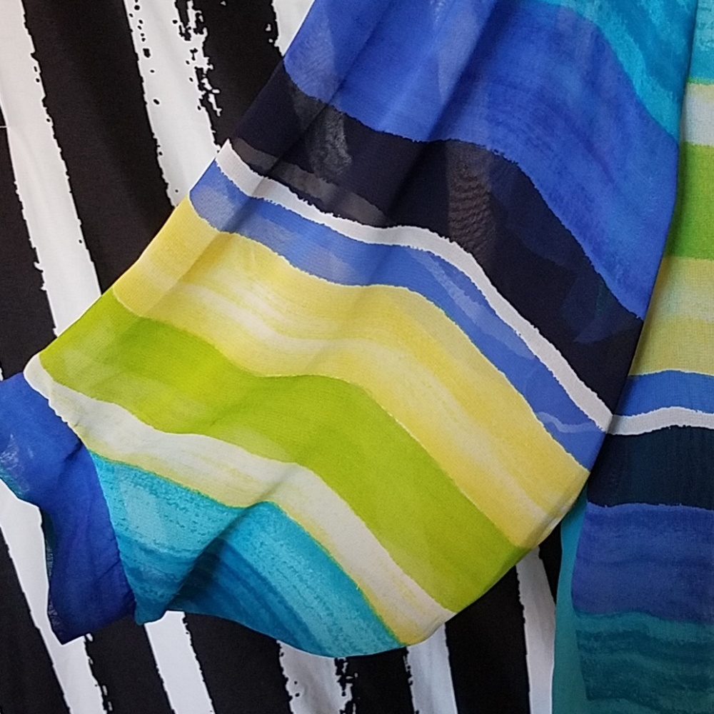 Striped Top - Picture 3 of 5